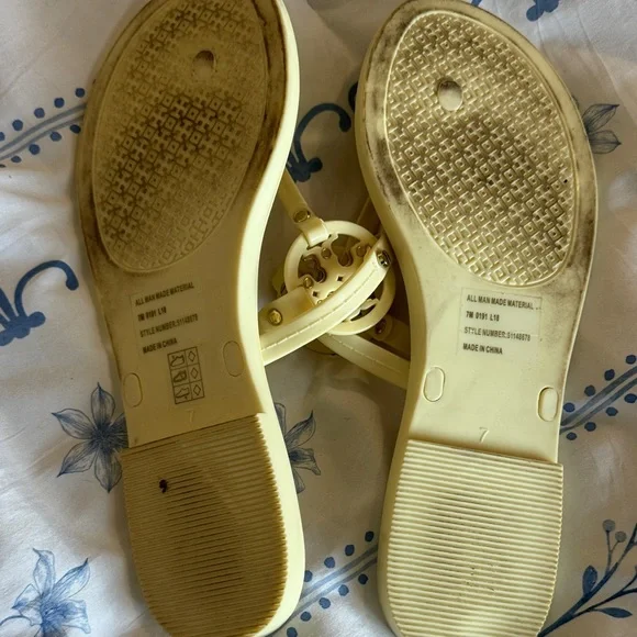 Tory Burch Yellow Logo Jelly Sandals - Picture 5 of 5